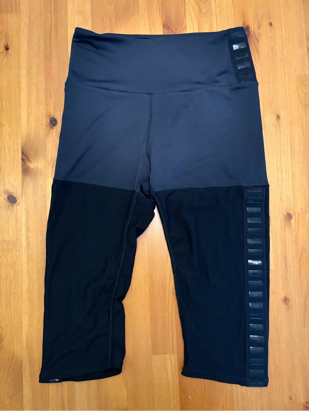 Black Capri Leggings